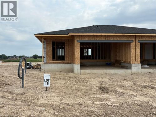 18 Mcnally Drive, Listowel, ON, N4W4F5 | Card Image