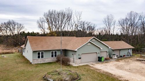 E8835 Huntley Road, MUKWA, WI, 54961 | Card Image