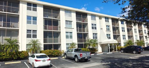 406-4501 Ne 21st Ave, Fort Lauderdale, FL, 33308-4778 | Card Image