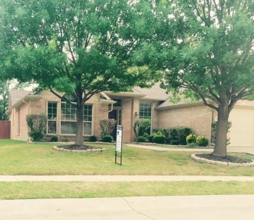 1004 Royal Oaks Dr, Mckinney, TX, 75072-8352 | Card Image