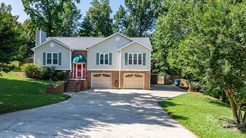 13 Fox Ridge Dr, Granite Falls, NC, 28630-1845 | Card Image