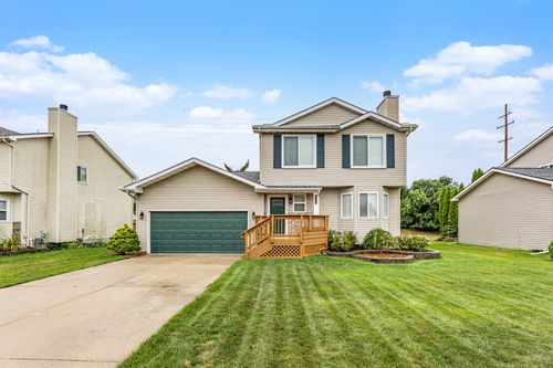 67-2644 Bonita Dr, Waterford, MI, 48329-4822 | Card Image