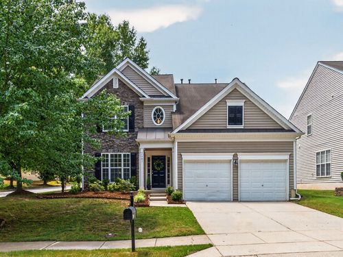 7803 Clover Creek Ct, Raleigh, NC, 27613-5216 | Card Image