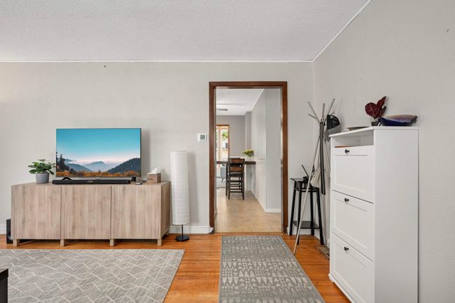 3112 Florida Ave S, House other with 2 bedrooms, 1 bathrooms and null parking in Saint Louis Park MN | Image 5