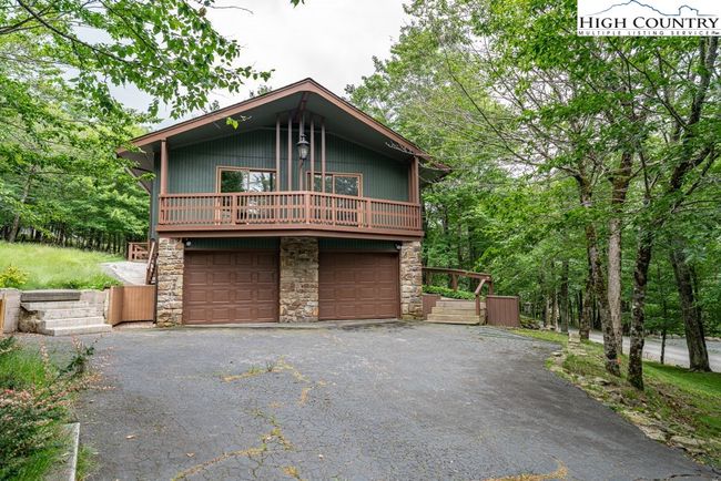 103 Raven Rd, House other with 3 bedrooms, 2 bathrooms and null parking in Beech Mountain NC | Image 48