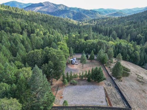 1011 Ingalls Ln, Wilderville, OR, 97543-9006 | Card Image