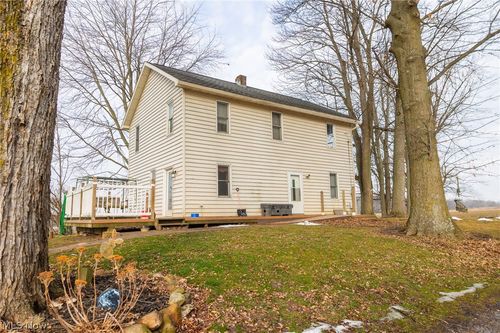 7389 Doylestown Rd, Sterling, OH, 44276-8701 | Card Image