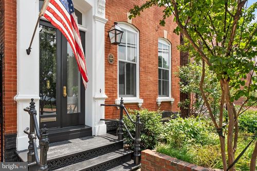 220 S Fairfax St, ALEXANDRIA, VA, 22314-3304 | Card Image