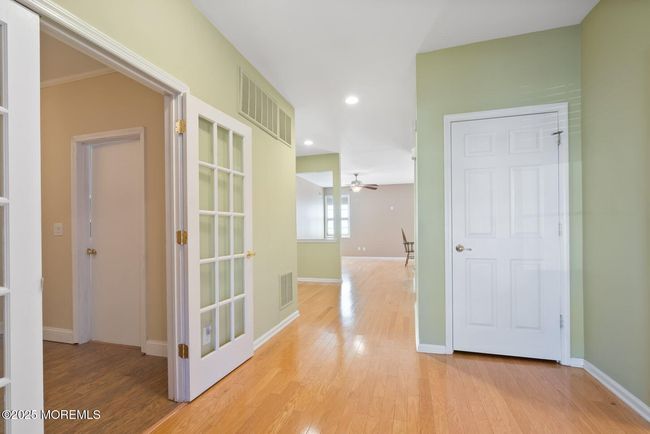 24 Little Leaf Ln, Home with 2 bedrooms, 2 bathrooms and null parking in Howell NJ | Image 5
