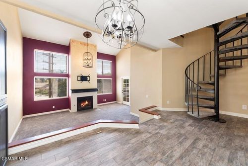 unit-402-3306 Darby St, Simi Valley, CA, 93063-5324 | Card Image