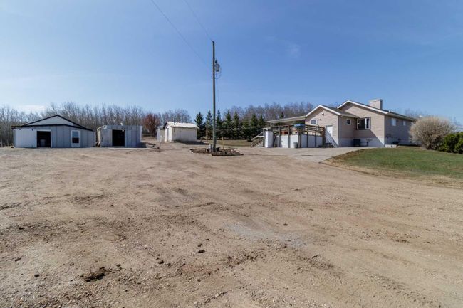 35175 Range Road 230, Home with 4 bedrooms, 2 bathrooms and 6 parking in Rural Red Deer County AB | Image 36