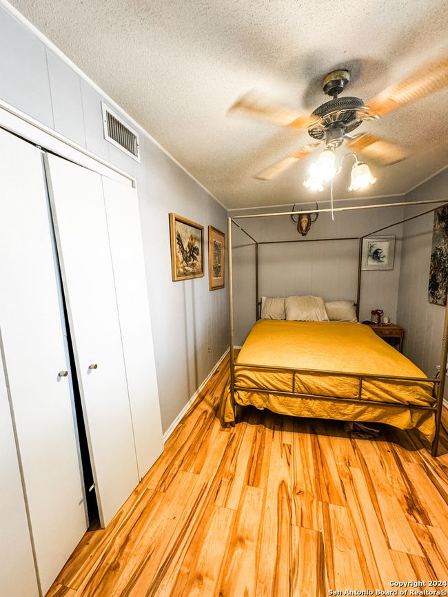 329 Fort Clark Rd, Townhouse with 3 bedrooms, 2 bathrooms and null parking in Brackettville TX | Image 7