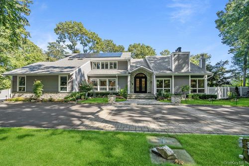 5 Coon Hollow Rd, Lloyd Harbor, NY, 11743-9723 | Card Image