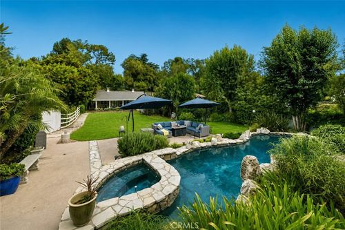 24 Buckskin Ln, Rolling Hills Estates, CA, 90274-4205 | Card Image