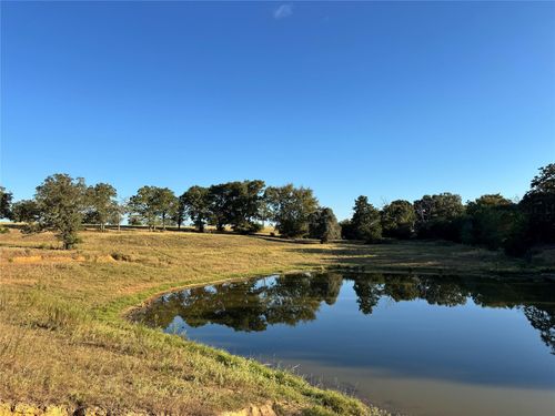 1 Rolke Ranch Rd, Franklin, TX, 77856 | Card Image