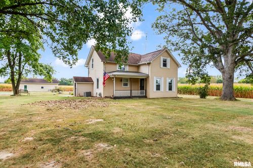 9990 Bell Fountain Rd, Dawson, IL, 62520-3101 | Card Image