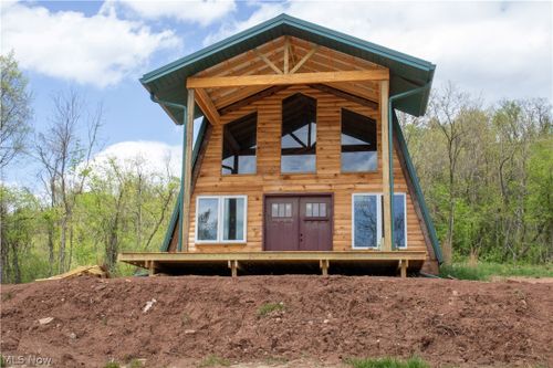 19853 Kansas Rd, Salesville, OH, 43778-9795 | Card Image