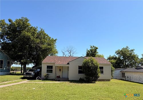 1504 E Avenue B, Temple, TX, 76501-4716 | Card Image