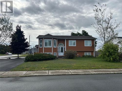 30 Snow Cres, Grand Falls Windsor, NL, A2B1C7 | Card Image