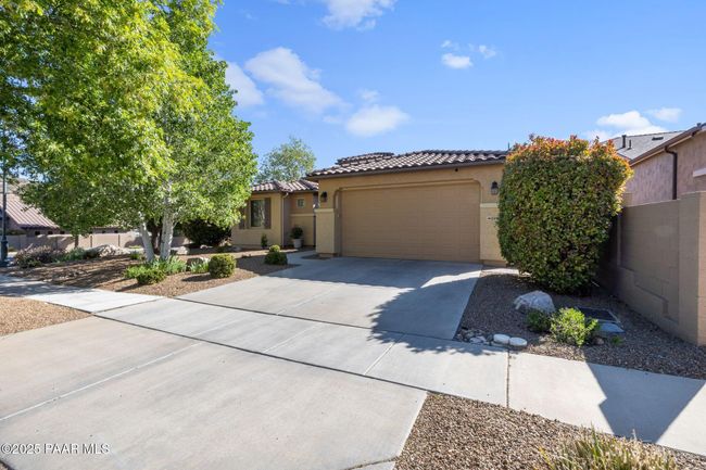 Front of Home | Image 5