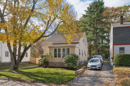 67 Brigham Street, South Portland, ME, 04106 | Card Image