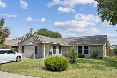 2007 Shenandoah Dr, Carrollton, TX, 75007-5434 | Card Image