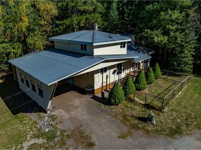 9848 Highway 6, House other with 3 bedrooms, 1 bathrooms and 1 parking in Salmo BC | Image 2