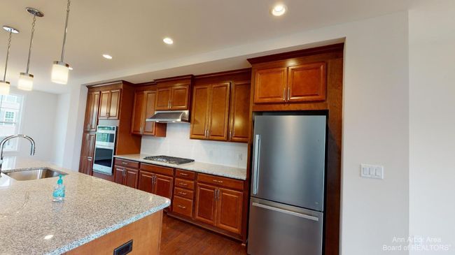 2704 S Spurway Dr, Condo with 4 bedrooms, 4 bathrooms and null parking in Ann Arbor MI | Image 9