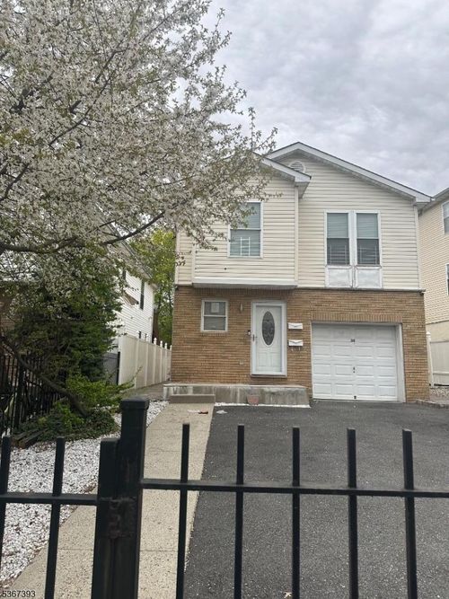 30 Johnson Ave, Newark, NJ, 07108-2867 | Card Image
