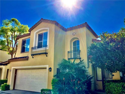 12 Del Trevi, Irvine, CA, 92606-8864 | Card Image