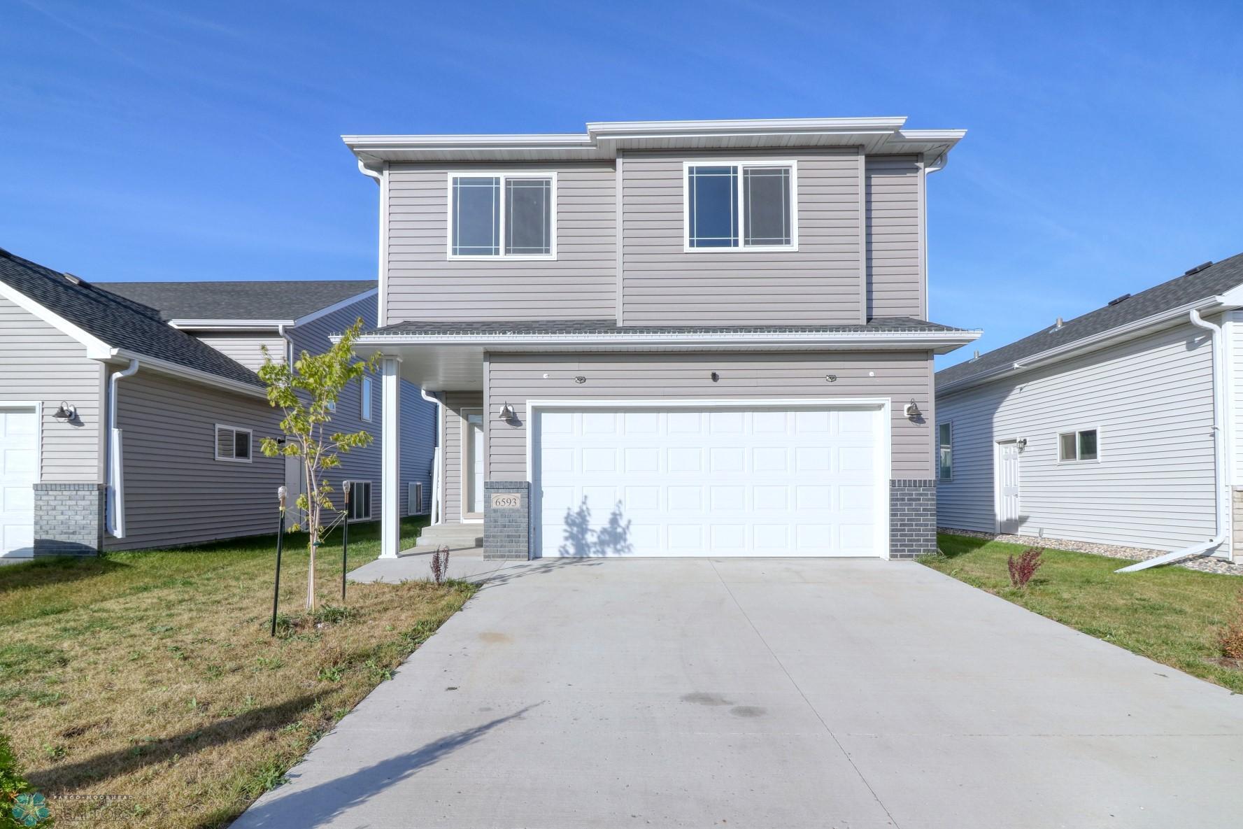 27th St, Fargo, ND 58104