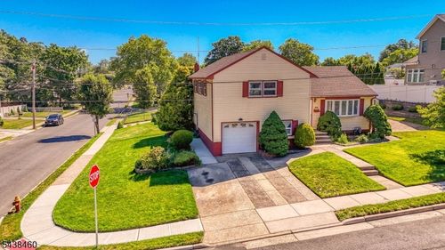 30 Frandsen Ave, South River, NJ, 08882-2425 | Card Image