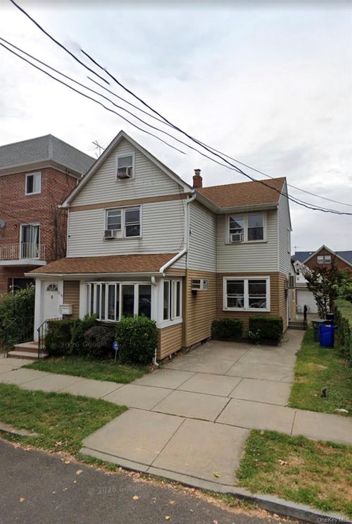 61-19 170th St, Fresh Meadows, NY, 11365 | Card Image