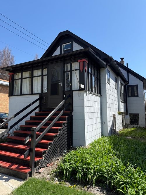 912 S Taylor Ave, Oak Park, IL, 60304-1628 | Card Image