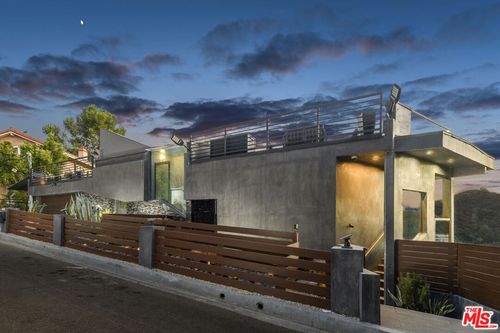 2271 Gloaming Way, Beverly Hills, CA, 90210-1716 | Card Image