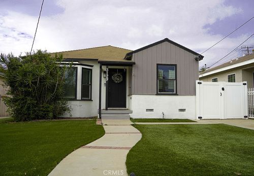 3129 W 112th St, Inglewood, CA, 90303-2816 | Card Image