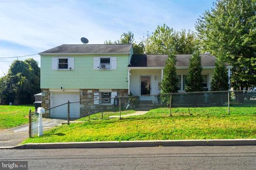 1625 Park Ave, WILLOW GROVE, PA, 19090-4515 | Card Image