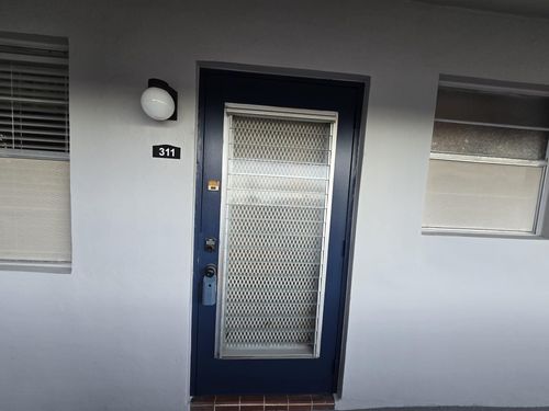 apt-311-7897 Golf Circle Dr, Margate, FL, 33063-7350 | Card Image