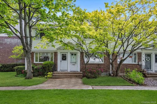 215-13-52 Bell Blvd, Bayside, NY, 11360-1210 | Card Image