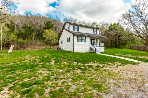 3365 Pleasant Valley Rd, Hartsville, TN, 37074-5016 | Card Image