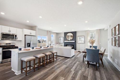 8211 Marquette Ave Ne, Otsego, MN, 55330-5127 | Card Image