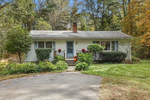 64 Hawkins Road, Woodstock, CT, 06282 | Card Image