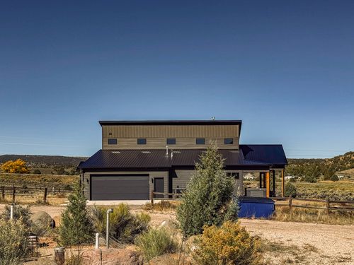 152 W Bryce Gate Cir, Hatch, UT, 84735 | Card Image