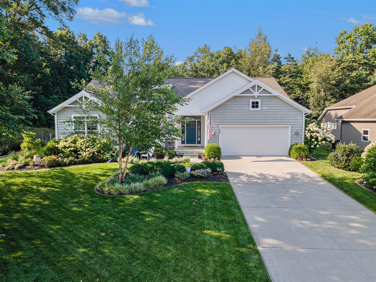 Eb Creek Dr, Holland, MI 49424