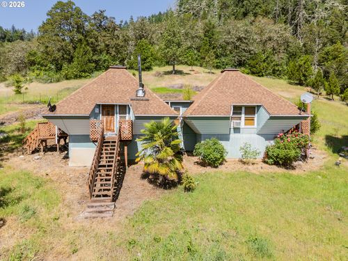 3707 Willis Creek Rd, Winston, OR, 97496-5603 | Card Image