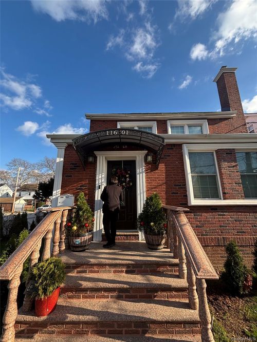 11601 221st St, Cambria Heights, NY, 11411-1610 | Card Image