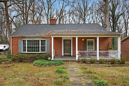 209 Ben Lomond Dr, Mc Minnville, TN, 37110-2415 | Card Image