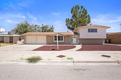 10245 Blackwood Ave, El Paso, TX, 79925-4351 | Card Image