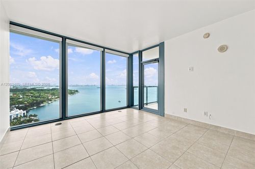 2308-601 Ne 36th St, Miami, FL, 33137-3970 | Card Image