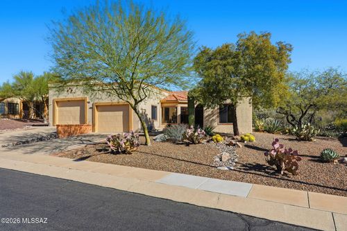 13974 N Green Tree Dr, Oro Valley, AZ, 85755-5816 | Card Image